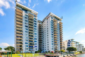 Maroochydore Riverfront Apartment, Sunshine Coast
